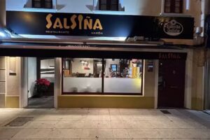 SALSI&Ntilde;A Restaurante