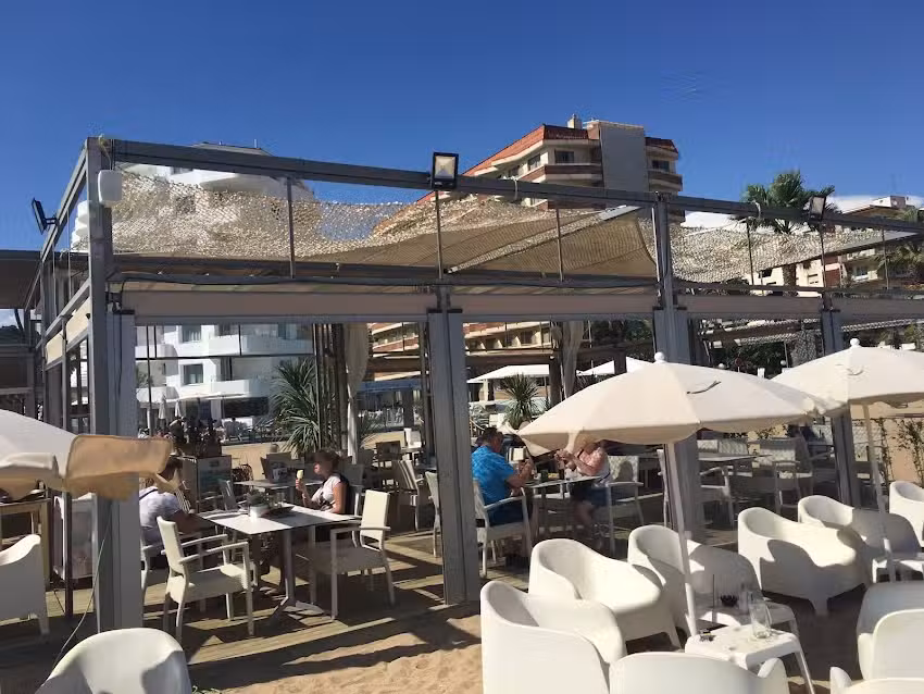 𝗦𝗔𝗡𝗗 𝗕𝗘𝗔𝗖𝗛 𝗖𝗟𝗨𝗕 | 𝗦𝗔𝗡𝗧𝗔 𝗦𝗨𝗦𝗔𝗡𝗡𝗔