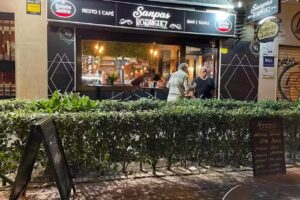 Sanpas Rodriguez: Cafeter&iacute;a Bar Restaurante