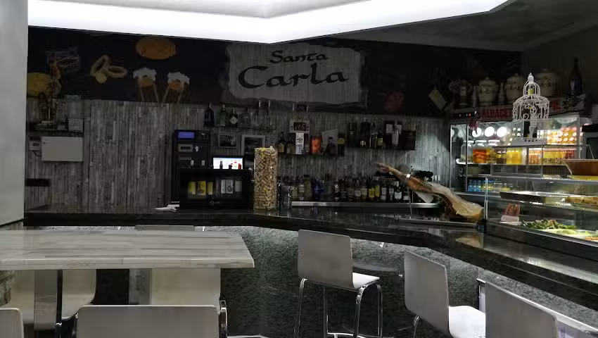 Santa Carla Cervecer&iacute;a Caf&eacute;.