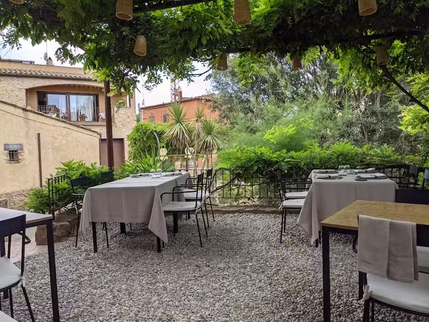 Sa&oacute; Restaurant by Vicen&ccedil; Fajardo