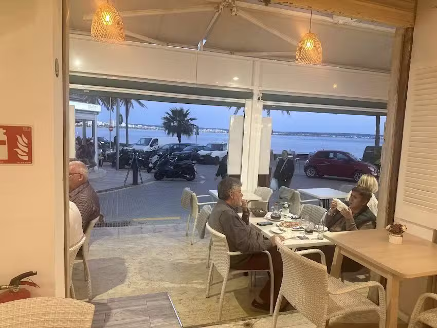 Sardinia Bar & Restaurant