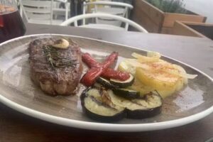 Sax Caf&eacute; Restaurant