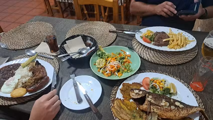 Saz&oacute;n De Mi Tierra