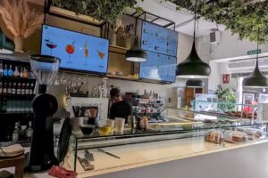 Scarlett Atocha &ndash; Reina Sof&iacute;a | Specialty Coffee &bull; Real Food