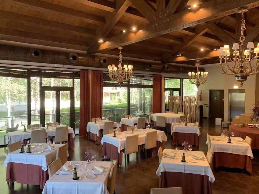 SCHIERBECK | Restaurant Cerdanya