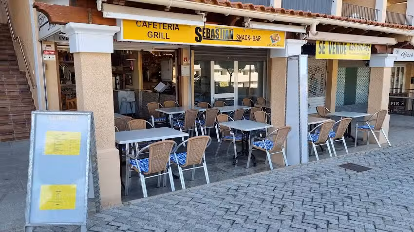 Sebasti&aacute;n Bar and Grill