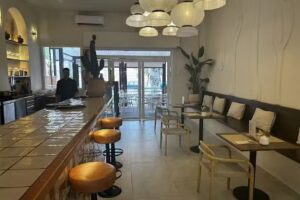 Sharma Brunch Caf&eacute;