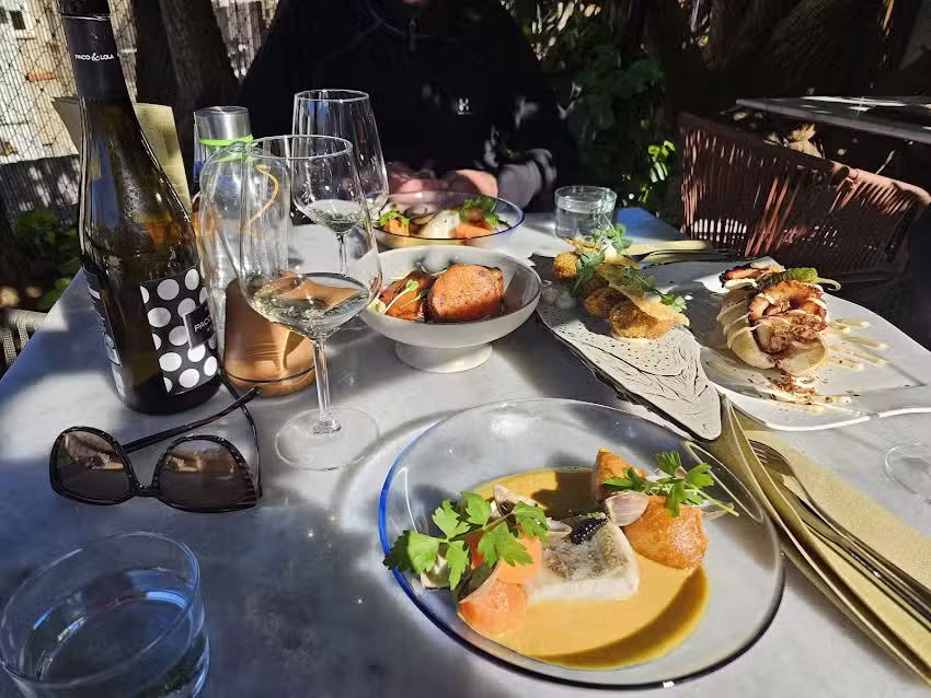 SHIRAZ Wine & Gastrobar