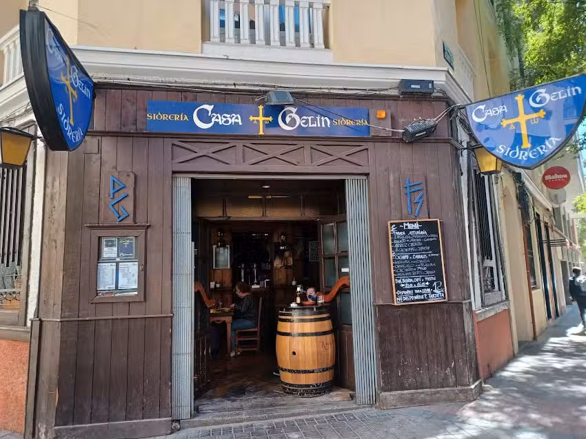 Sidrer&iacute;a Casa Gel&iacute;n