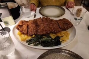 Sidrer&iacute;a Champel