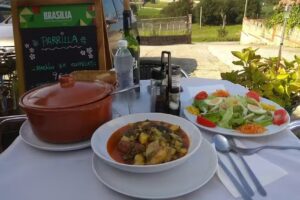 Sidrer&iacute;a La Rasa onde Vidal