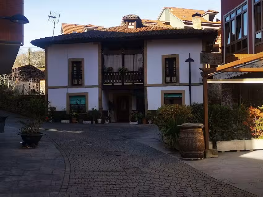 Sidrer&iacute;a Ribeles