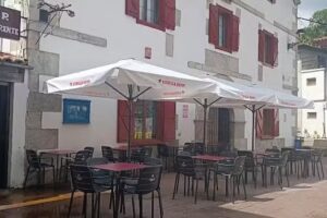 SIDRER&Iacute;A y HOSTAL ARDI BELTZA,Valcarlos