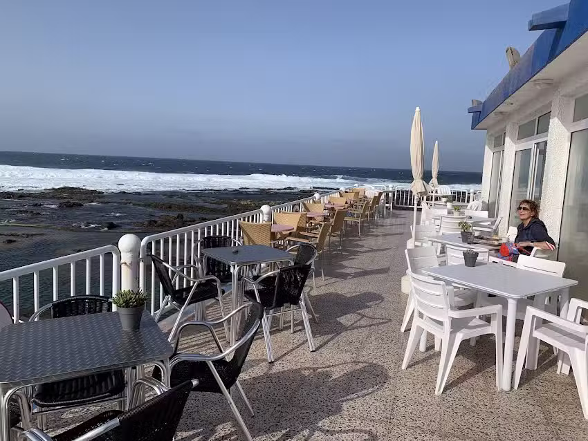 Sociedad Recreativa &ldquo;Charco de La Arena&rdquo;- Restaurante