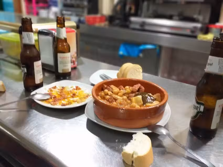 Sociedad Recreativa Vicenta de Mora