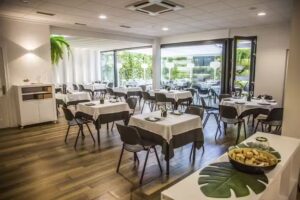 Sokat Cuina Nou Raspa Restaurant