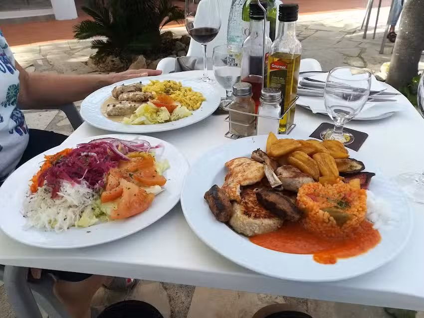 SPAETZLE FRITZ: Restaurante y Parking de Autocaravanas