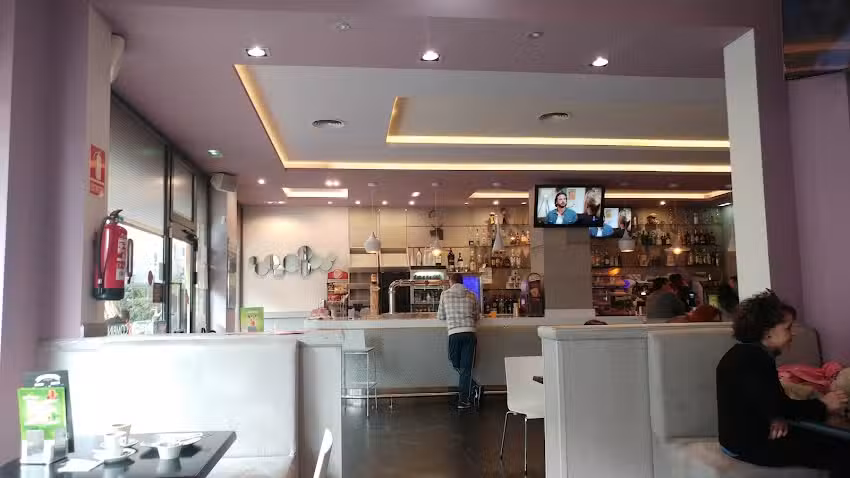 Starbar Nuevo Roces