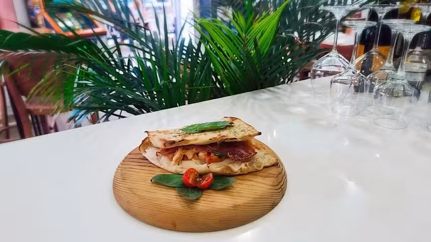 Sucr&eacute; et Sal&eacute; Desayuno&rsquo;s & Gastrobar Pizzer&iacute;a