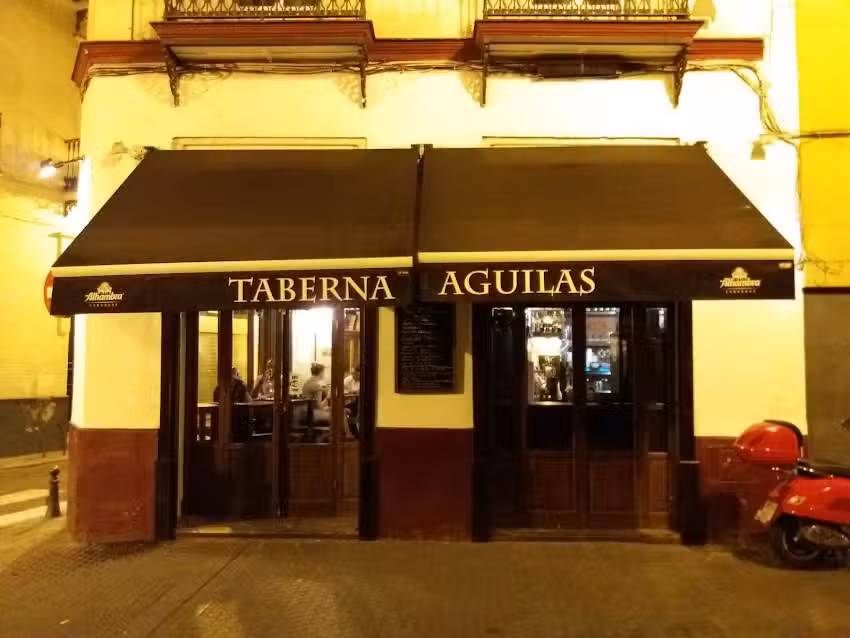 Taberna &Aacute;guilas
