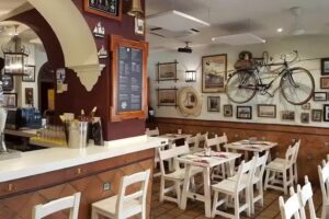 Taberna CASA TOLL&Iacute;N