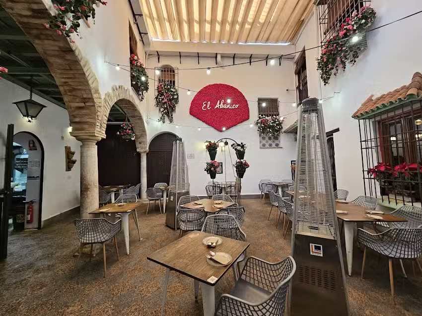 Taberna El Abanico Patio &ndash; Tapas C&oacute;rdoba