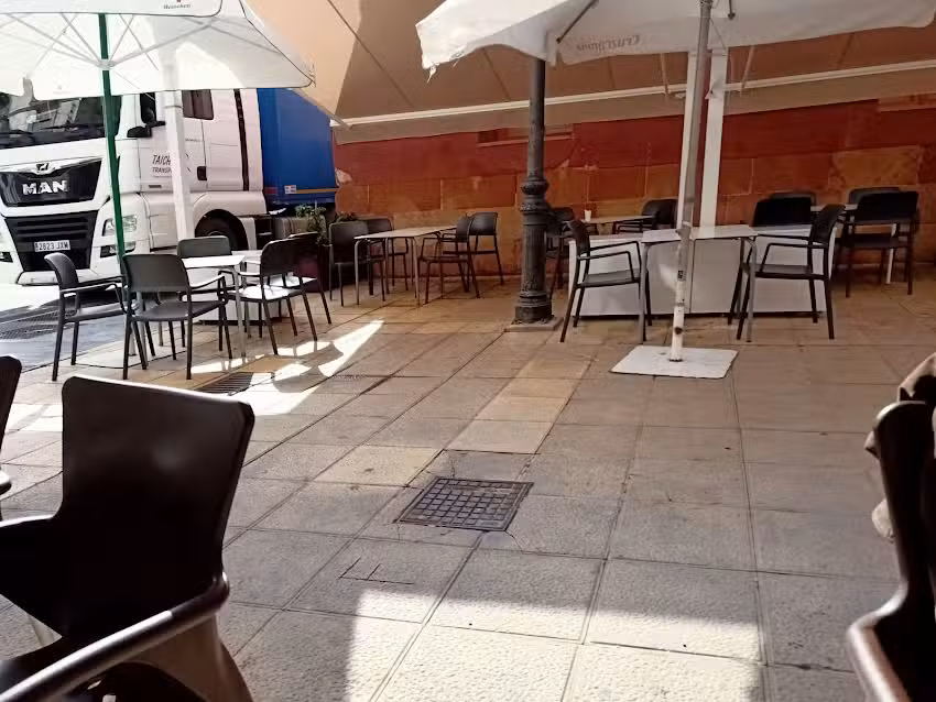 Taberna la esquinica