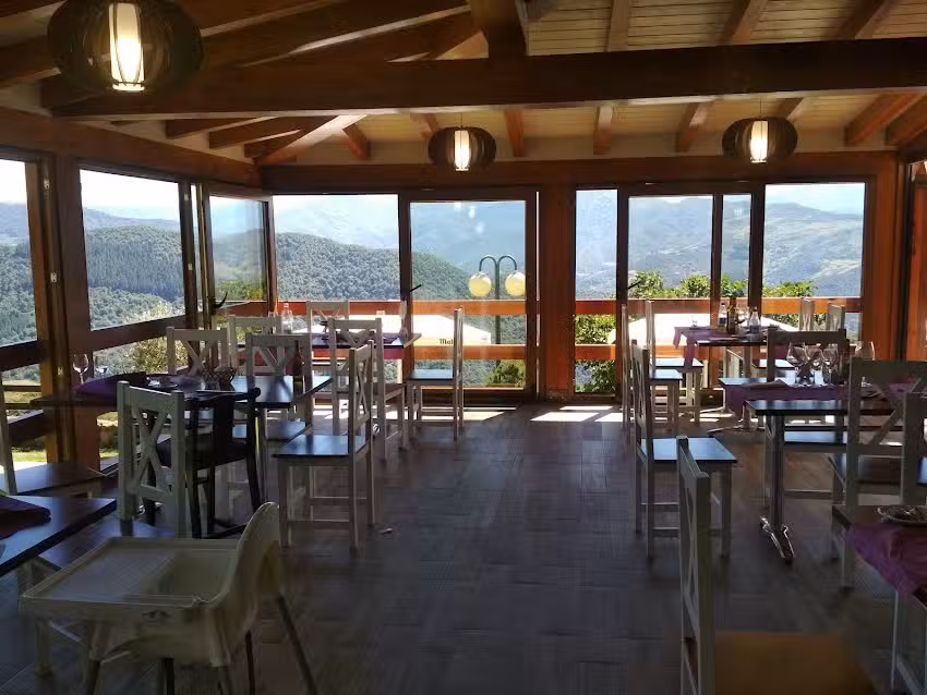 Taberna Mirador Pe&ntilde;a Sagra