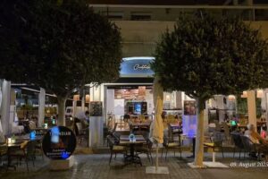 Taj Indian Restaurant & Bar