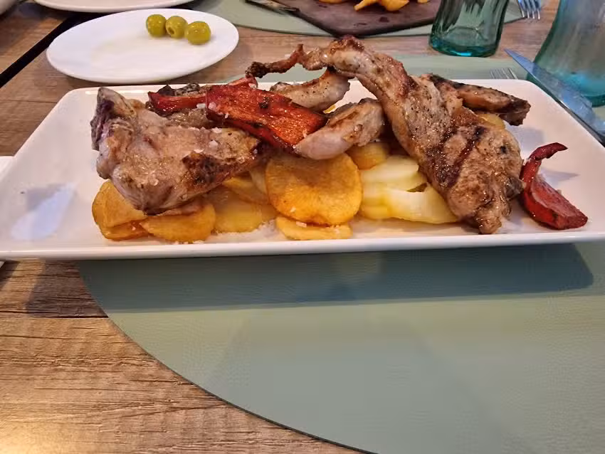 Tapa y Brasa