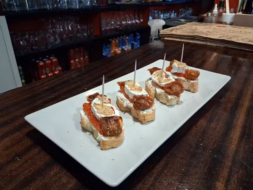 Tapas la plaza