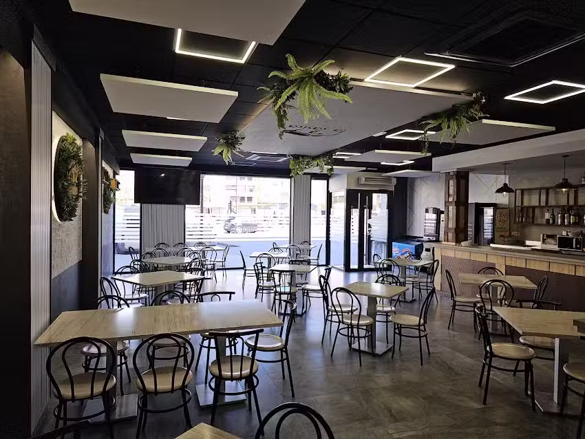 TAPER&Iacute;A la casica.