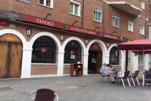 Taper&iacute;a La Peque&ntilde;a Gran&aacute;.