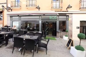 Taper&iacute;a Restaurante BOS