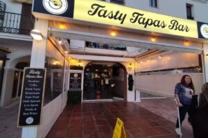 TastyTapasBar