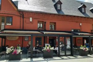 Tau&egrave;rna Urtau Arties