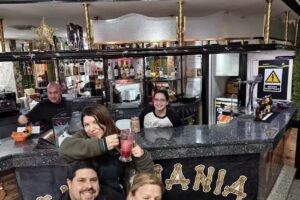 Tazzmania Restaurante Bar Latino Colombiano