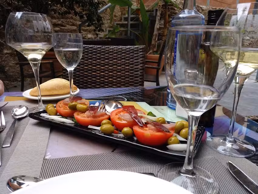 Terraza las Huellas de Miguel Hern&aacute;ndez