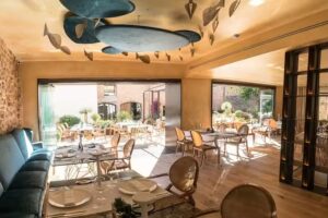 Tess de Mar &ndash; Adults Only