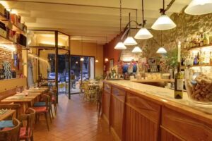 T&ecirc;te-&agrave;-T&ecirc;te