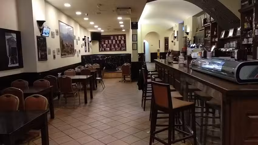 Tetu&aacute;n Caf&eacute;-Bar