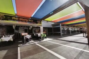 THE BUSY BEE RESTAURANT & BAR