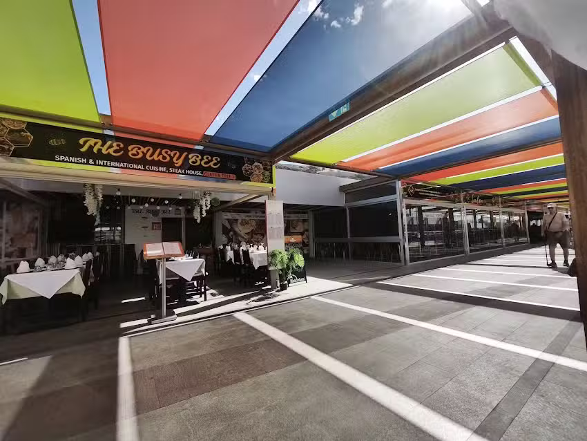 THE BUSY BEE RESTAURANT & BAR