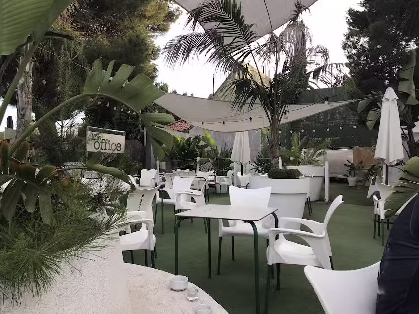 The Office &ndash; Gastro Lounge