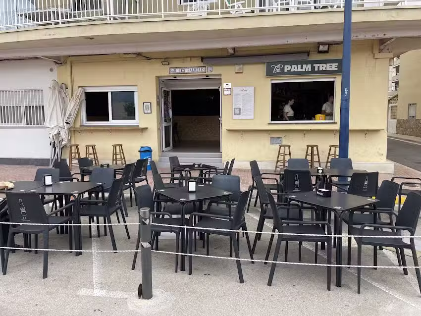 The Palm tree burger house