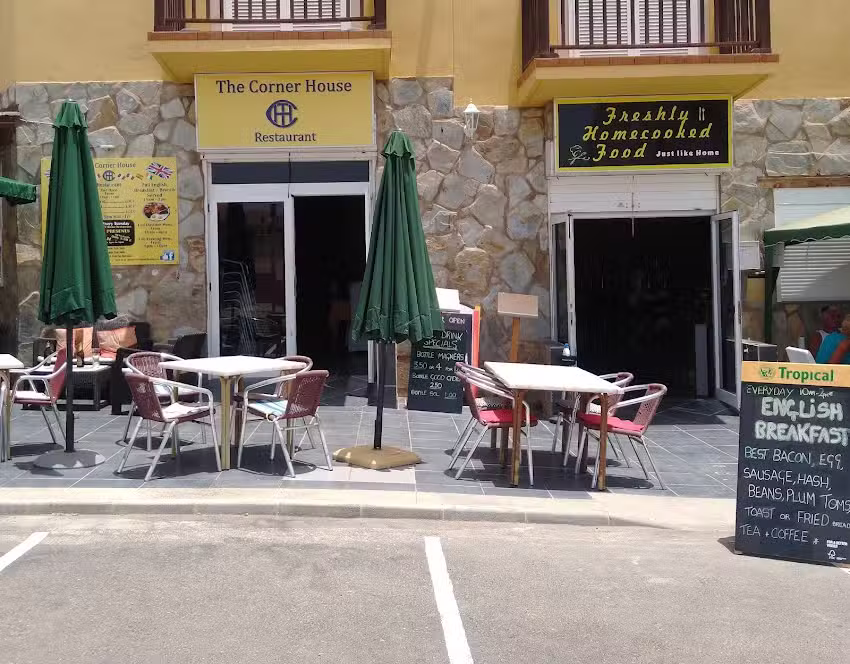 The Tasty Corner Restaurant/Bar