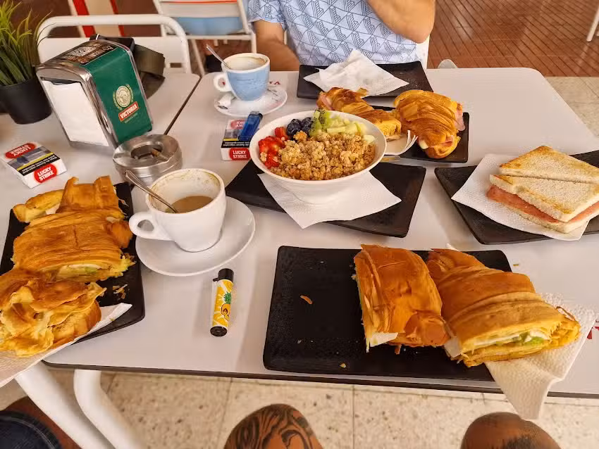 Tintiro &ndash; cafeter&iacute;a, brunch y desayunos