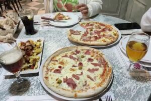 Tizon&rsquo;s pizzer&iacute;a
