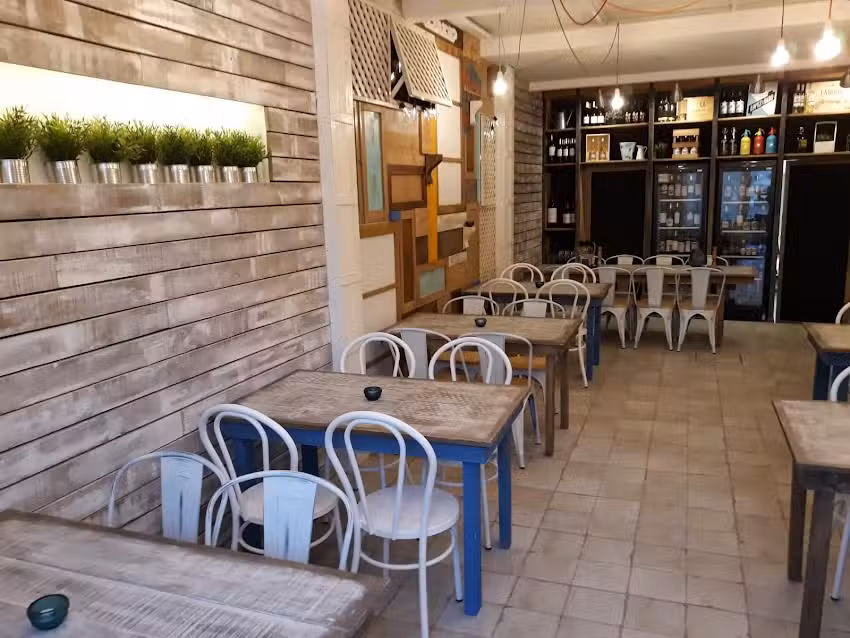 T&oacute;mbola Gastro Bar